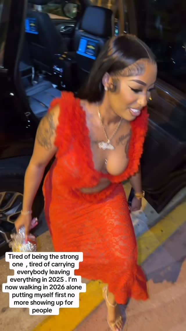 Post 3 by Exoticfashionablelooks on Instagram (video)