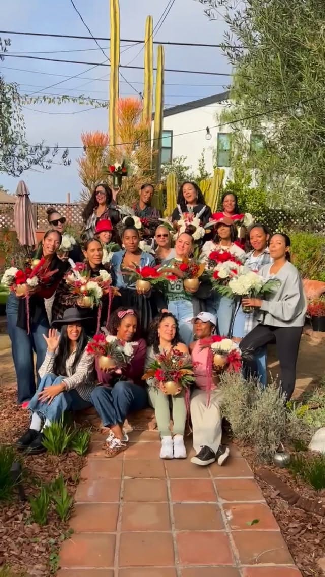 Post 4 by Los Angeles Luxury Florals 💐 on Instagram (video)