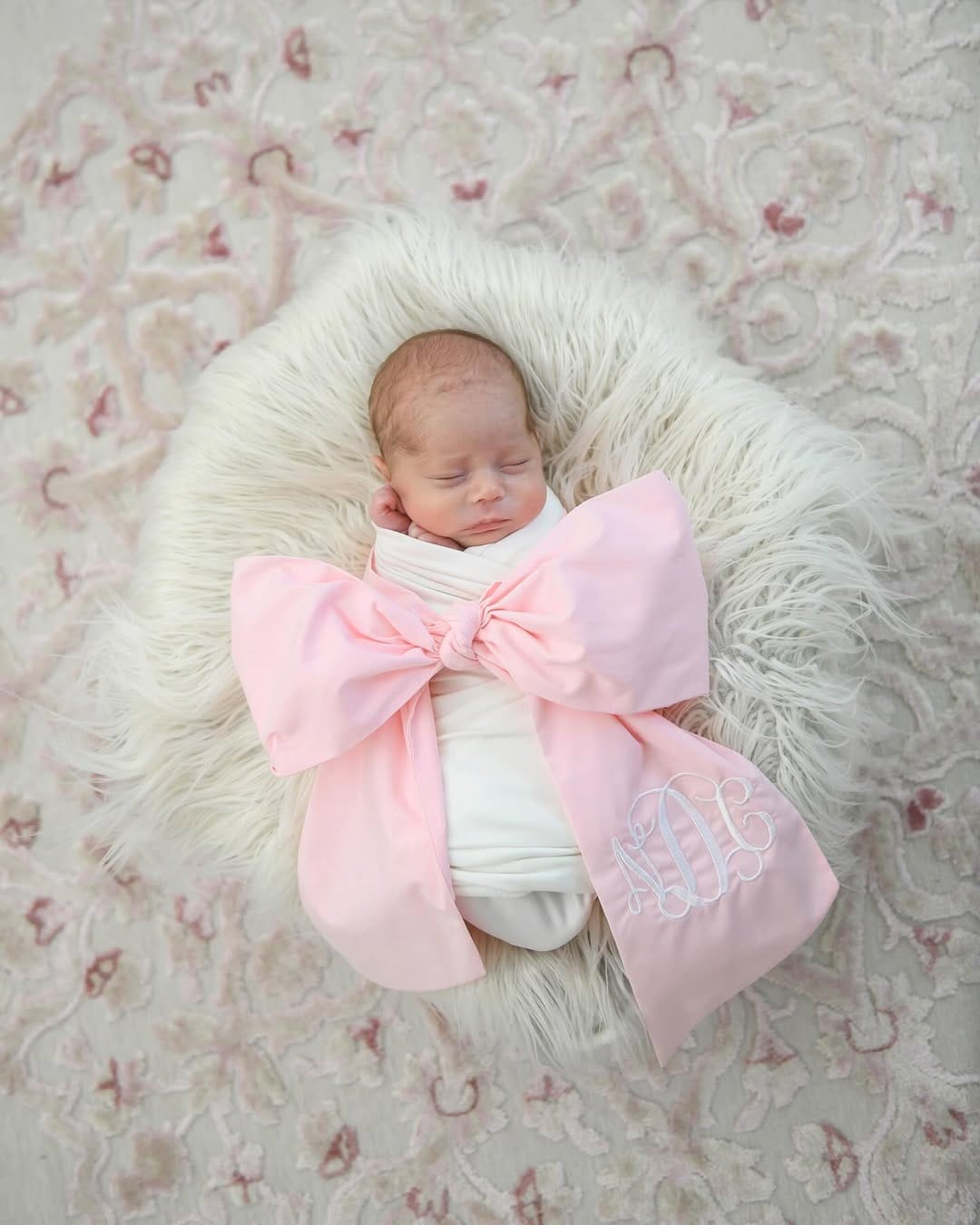 Post 3 by Jordan | Petite Style Blogger on Instagram (carousel)