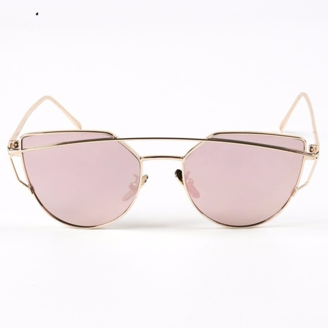 Post 10 by WOMEN STYLE GUIDE & SHOP on Instagram (image)