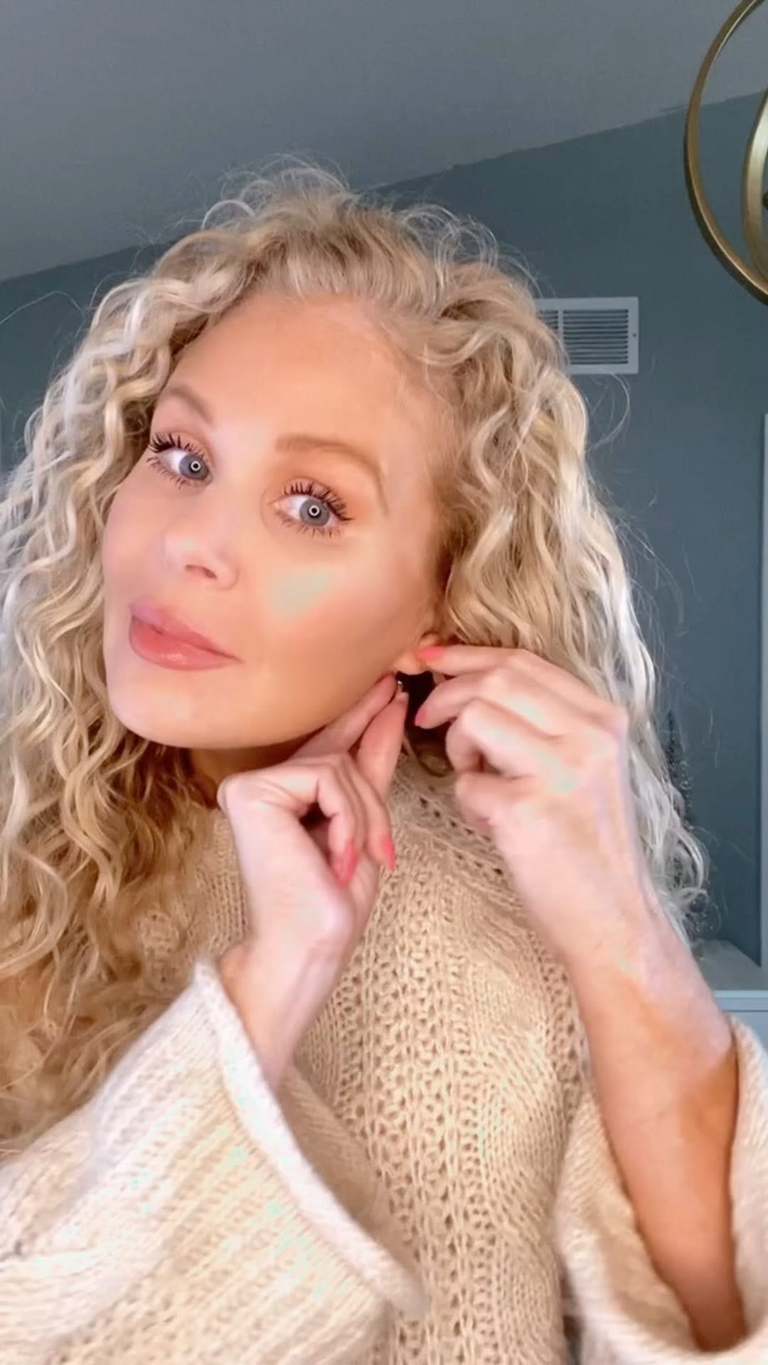 Post 9 by Shanna|Over 40 Fashion & Beauty Tips on Instagram (video)