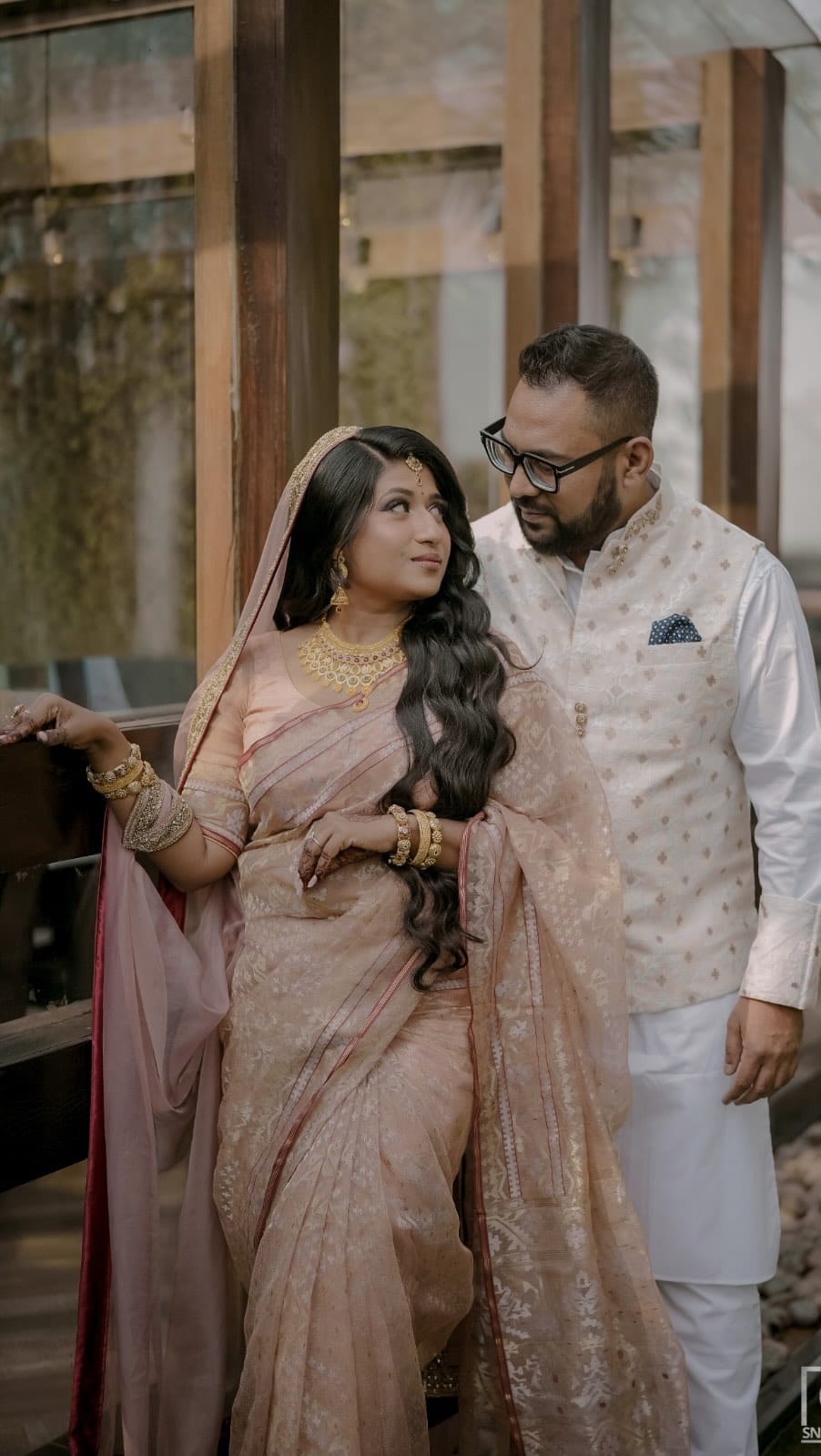 Post 4 by Tonwy তন্বী on Instagram (video)