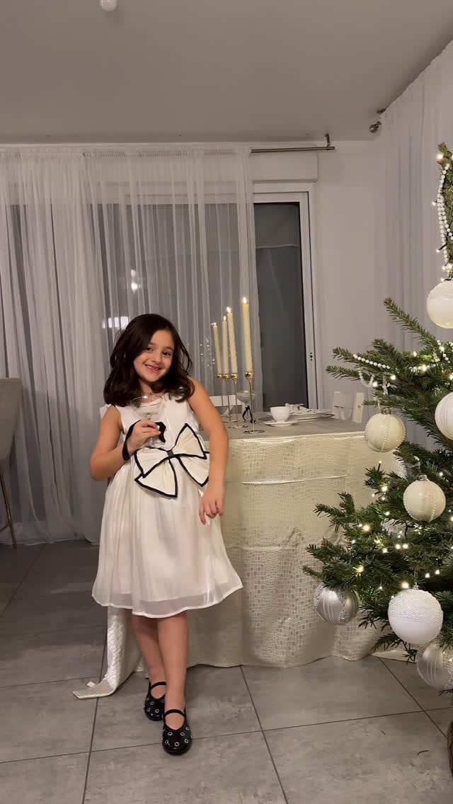 Post 1 by Nino Nanetashvili on Instagram (video)