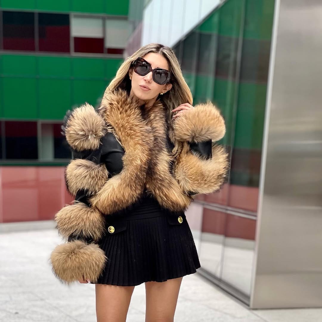 Post 11 by shopUNIQUES.com on Instagram (image)