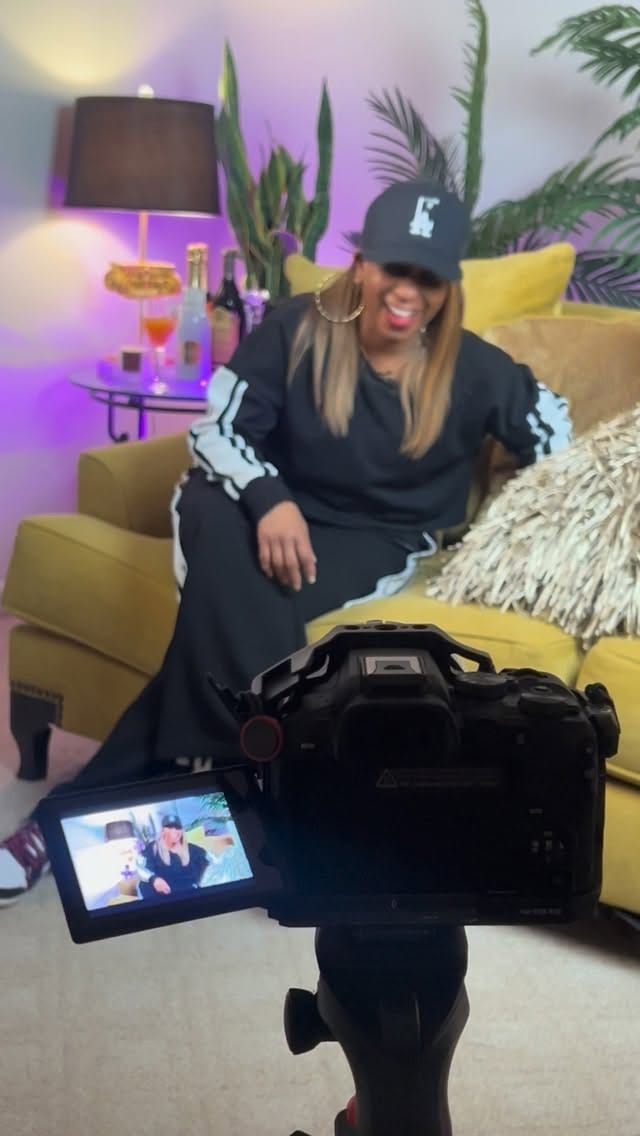 Post 11 by Funky Flair Boutique ™️ on Instagram (video)