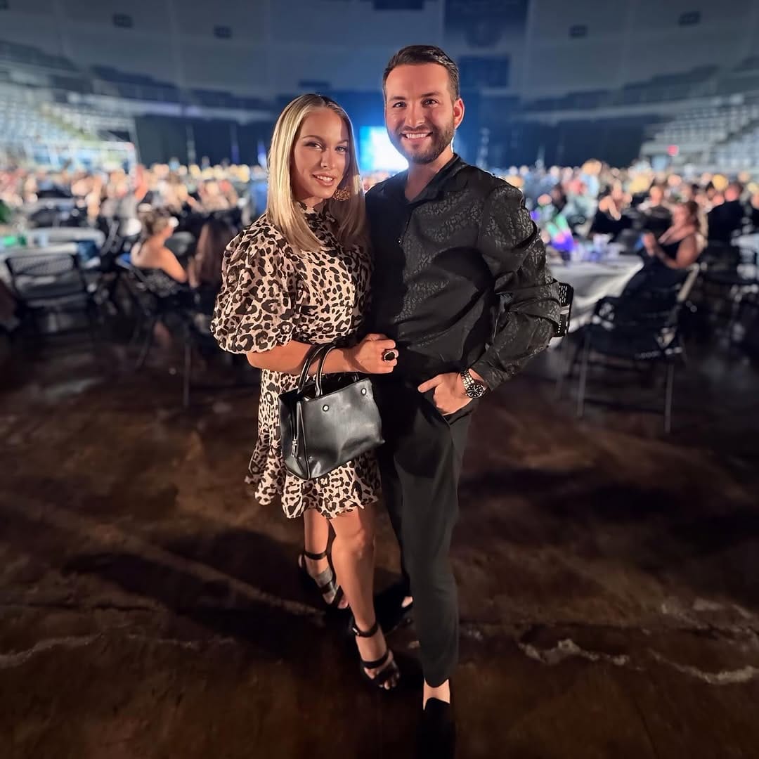 Post 1 by Tiffany Heinen on Instagram (image)