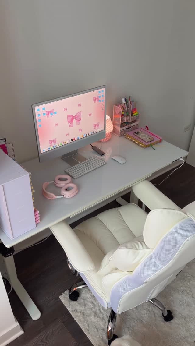 Post 9 by Elizabeth 🎀 Girly Lifestyle | UGC Content creator | Chicago on Instagram (video)