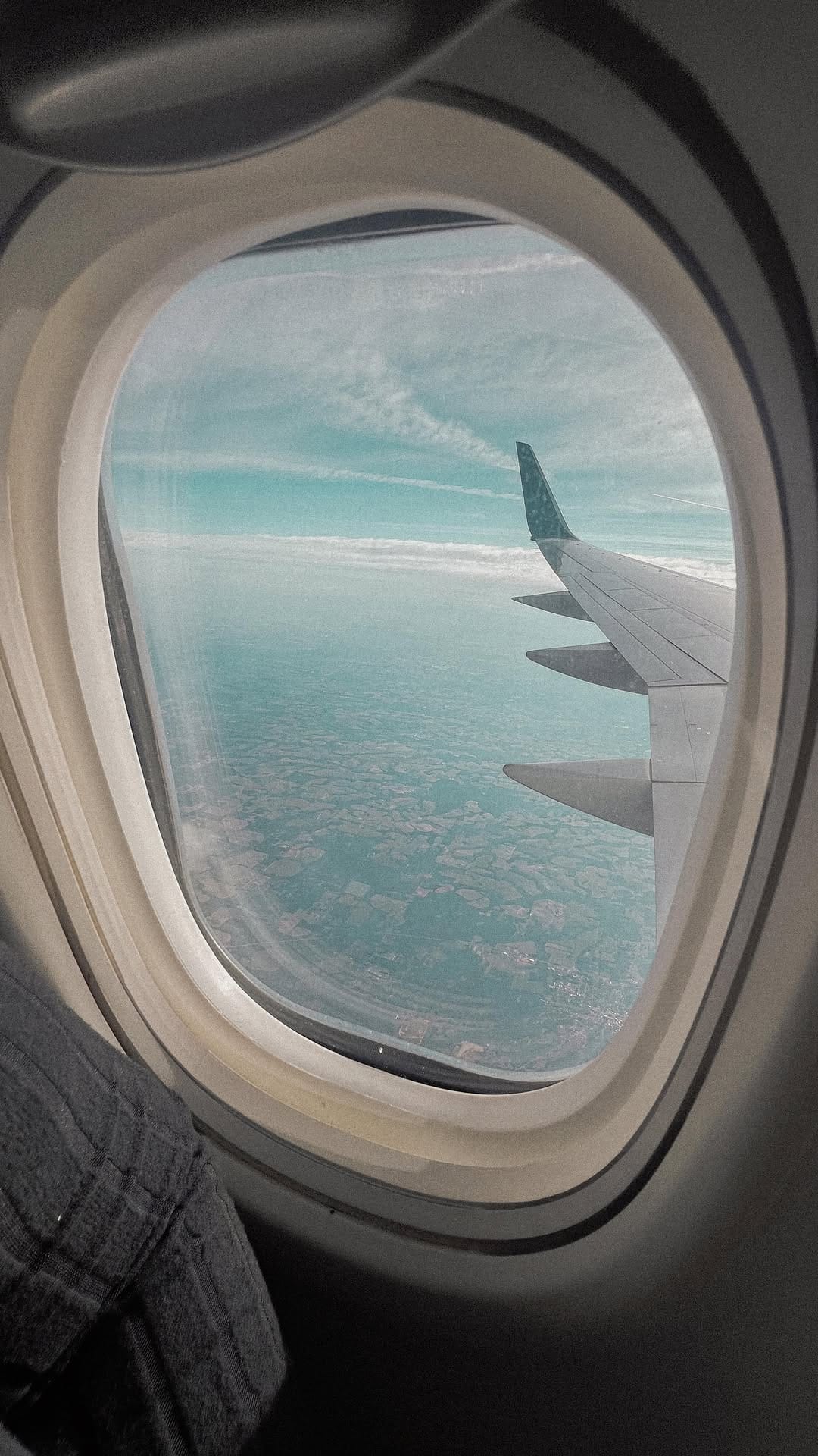 Post 8 by Maria Alejandra Sanchez (ALE) FASHION + TRAVEL Lifestyle on Instagram (video)