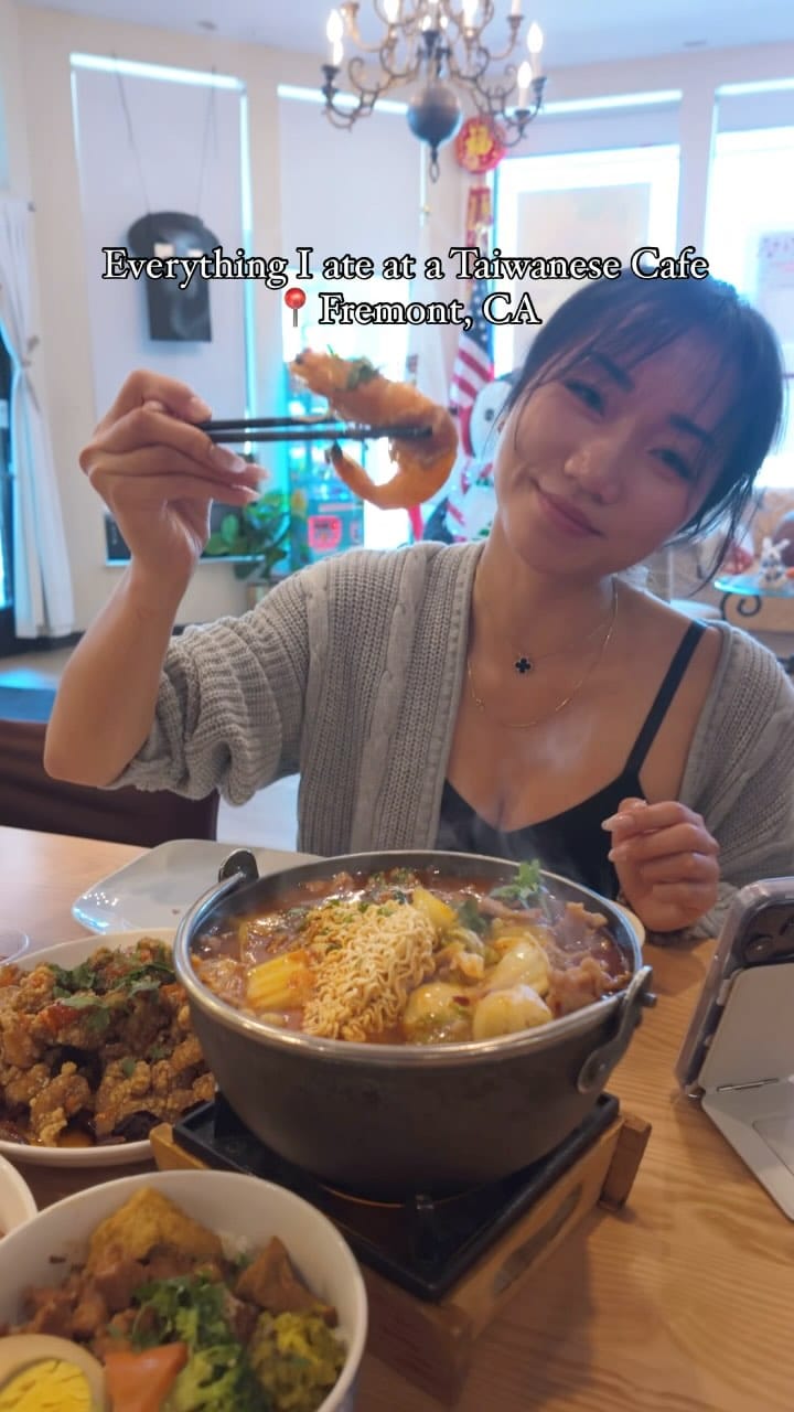 Post 9 by 🦋Kimmy🦋 on Instagram (video)
