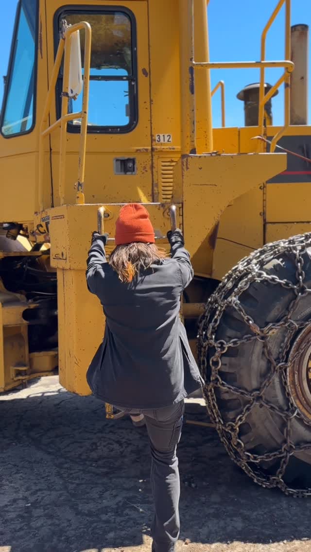 Post 8 by Dovetail Workwear on Instagram (video)