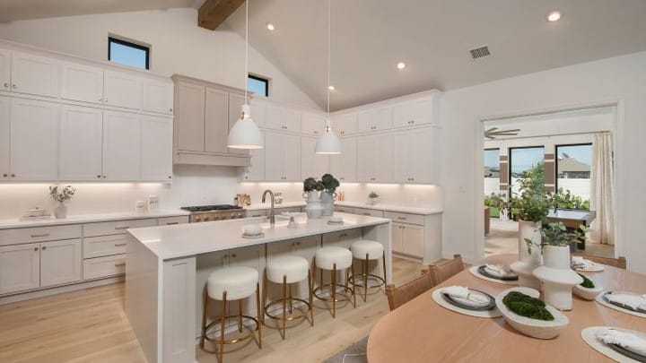 Post 6 by Perry Homes on Instagram (image)