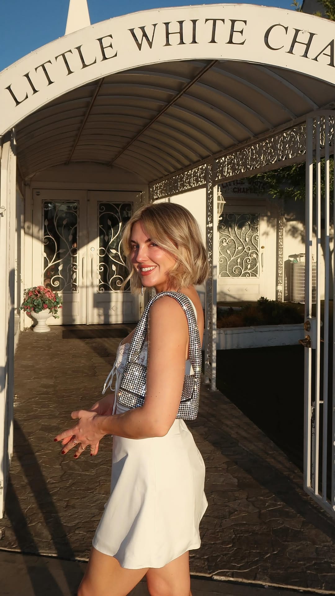 Post 3 by Emily Valentine on Instagram (video)