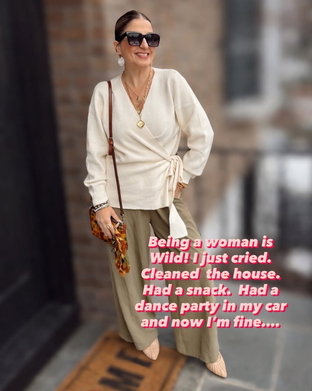 Post 1 by Nicole Alexis ~ Stylist on Instagram (image)