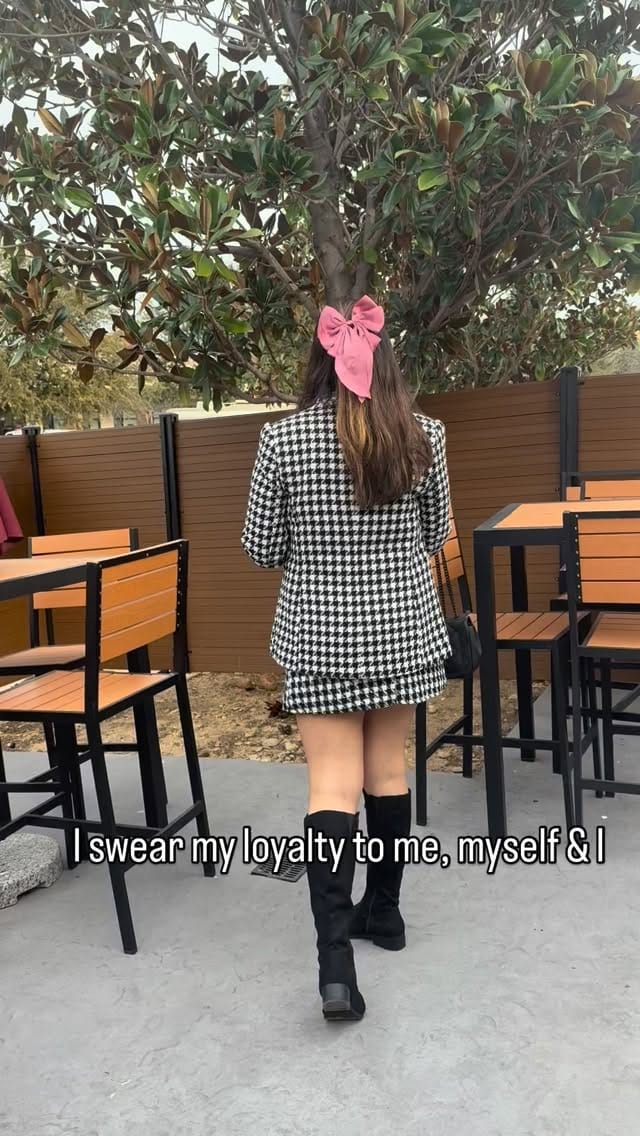 Post 2 by Geetanshi Arora on Instagram (video)