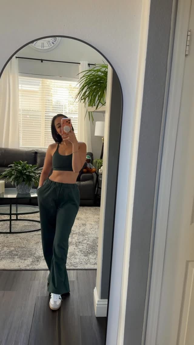 Post 3 by Sana W on Instagram (video)