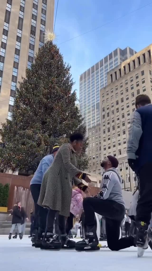 Post 7 by Lindsay on Instagram (video)