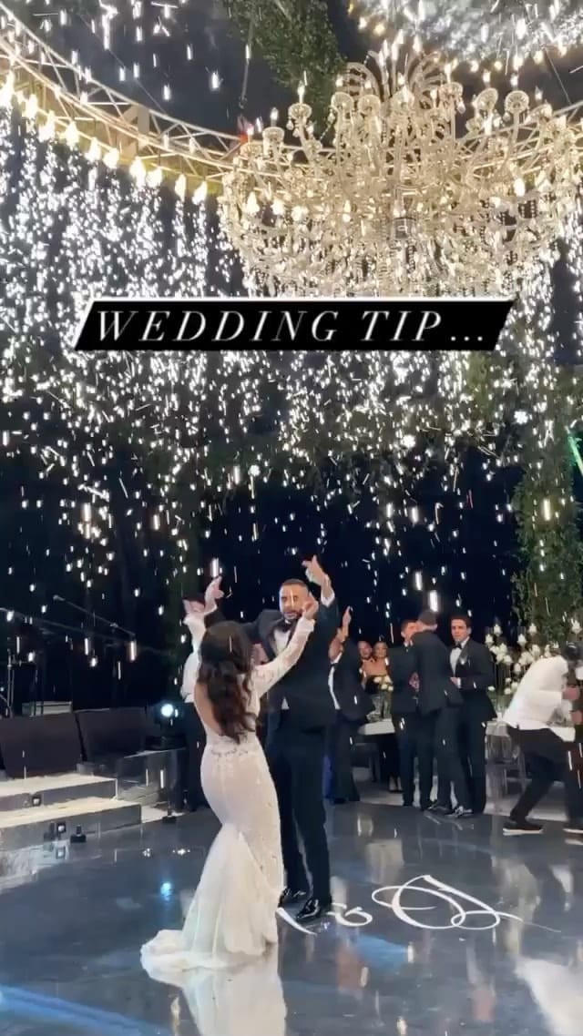 Post 10 by Lindsay on Instagram (video)