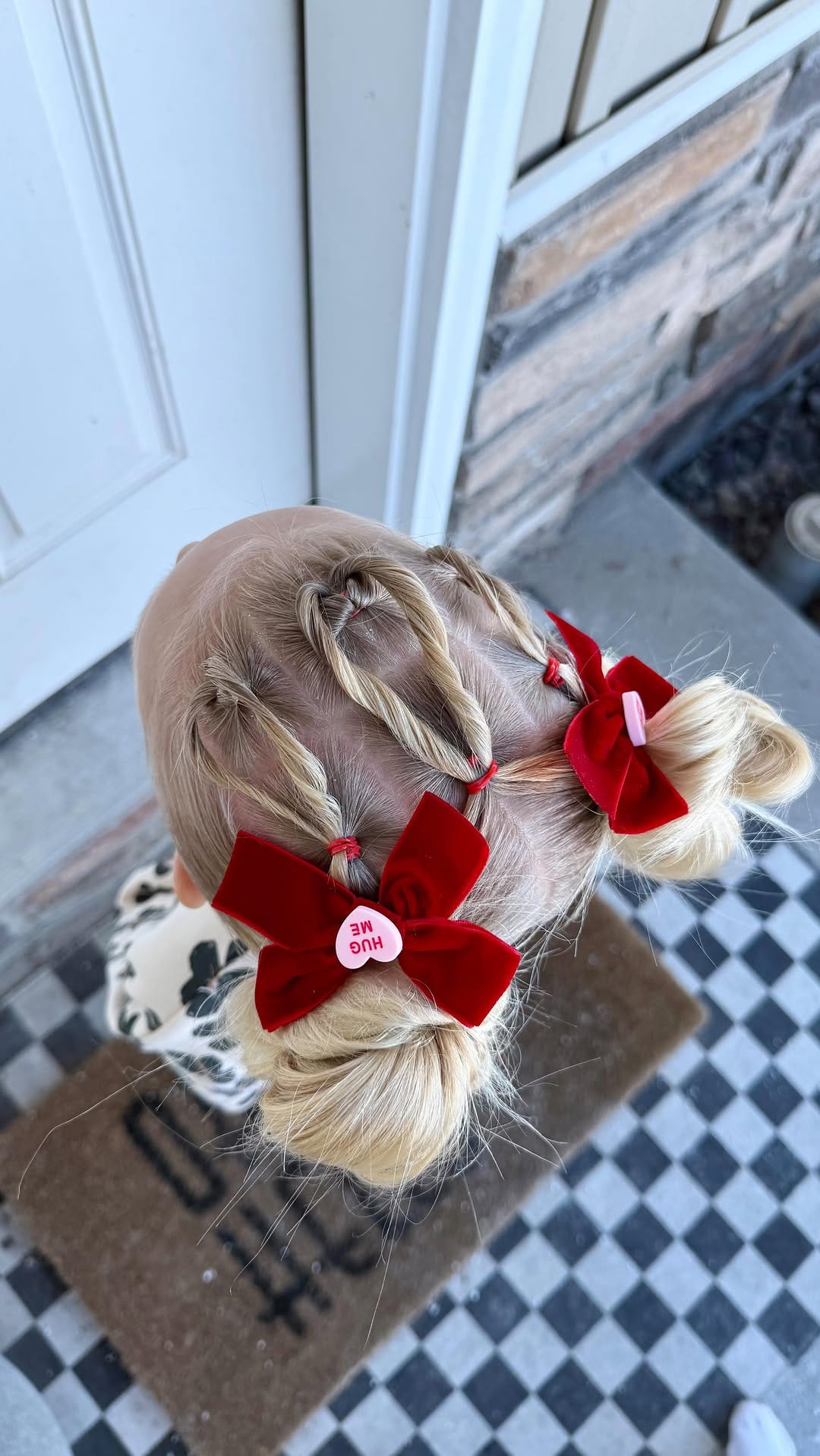 Post 10 by Jenni Shields | Handmade Hair Accessories on Instagram (video)