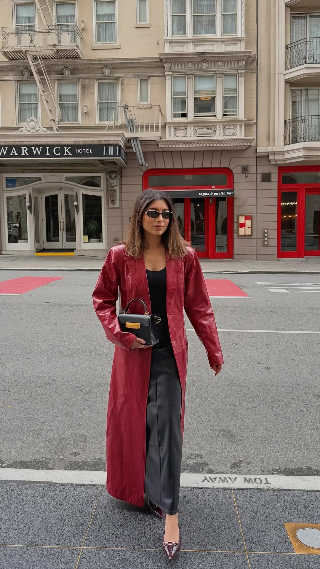 Post 4 by Priya Gupta on Instagram (video)