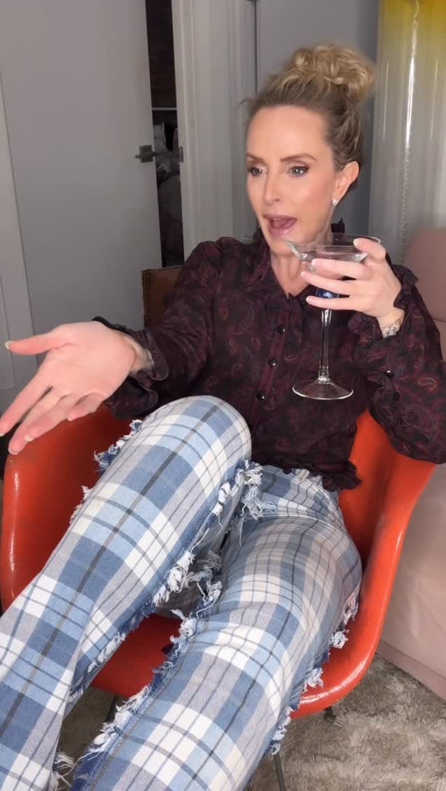 Post 2 by Dawn Anna Williamson on Instagram (video)