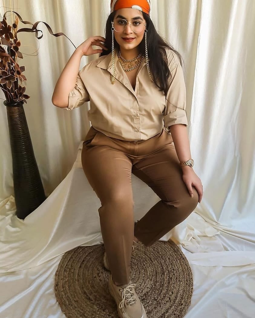 Post 7 by Snobbox.com | Personal Stylist on Instagram (image)