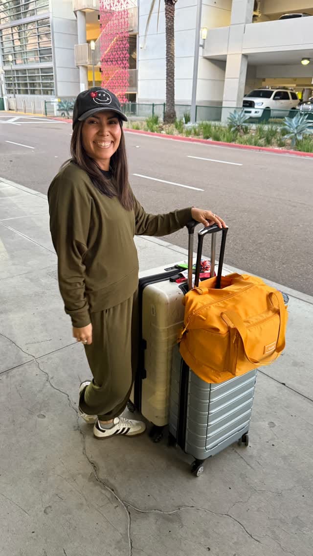 Post 8 by Allison Izu | Petite Women’s Clothing on Instagram (video)