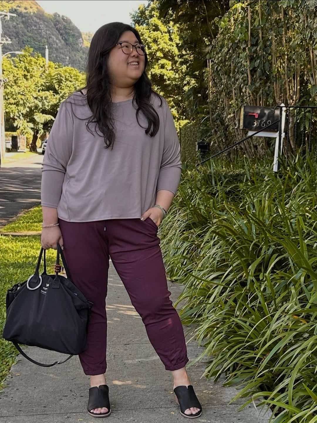 Post 1 by Allison Izu | Petite Women’s Clothing on Instagram (carousel)