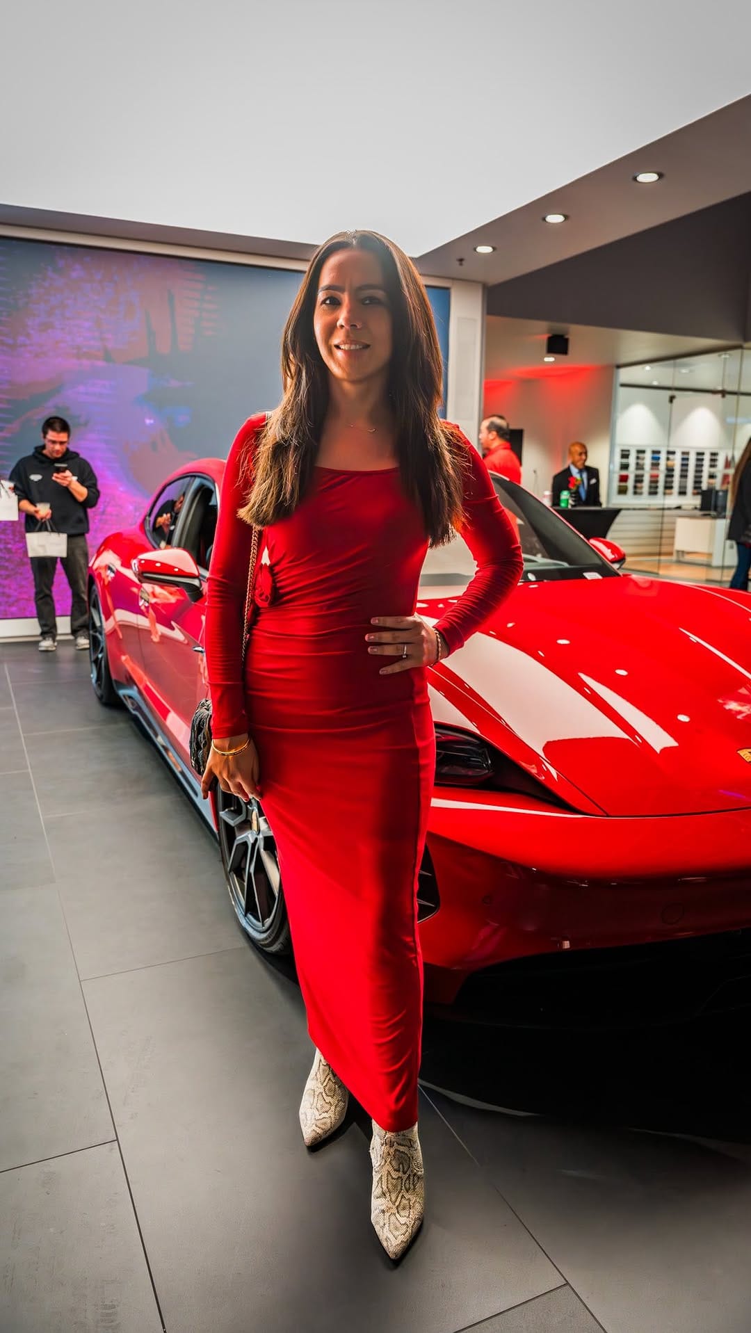 Post 8 by Gurneet Chhabra on Instagram (video)