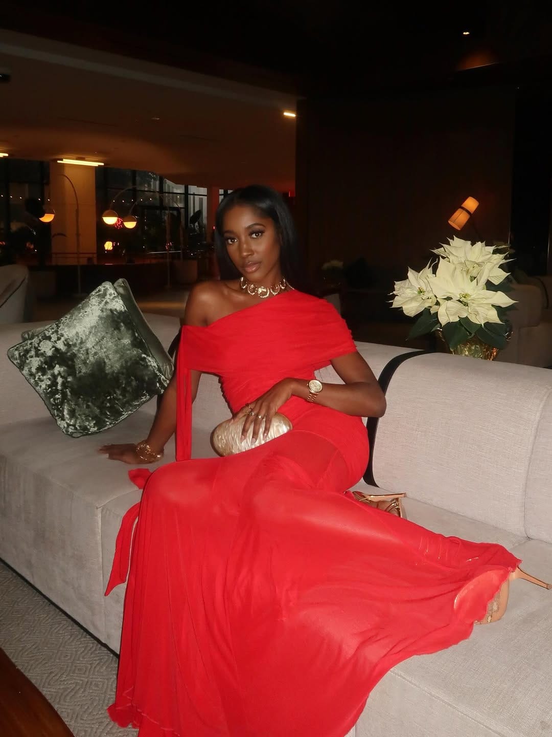 Post 8 by Ayisha Nicole | Faith + Fashion on Instagram (carousel)