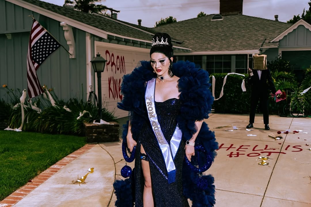 Post 9 by Abigail Beverly Hillz (Abigail Parmelee) on Instagram (carousel)