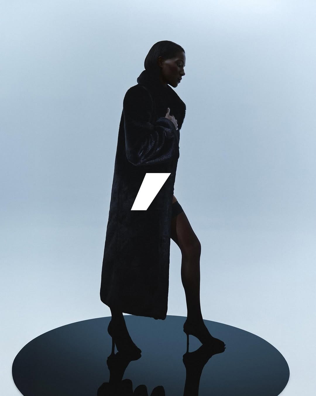 Post 8 by KRIS MARÁN on Instagram (image)