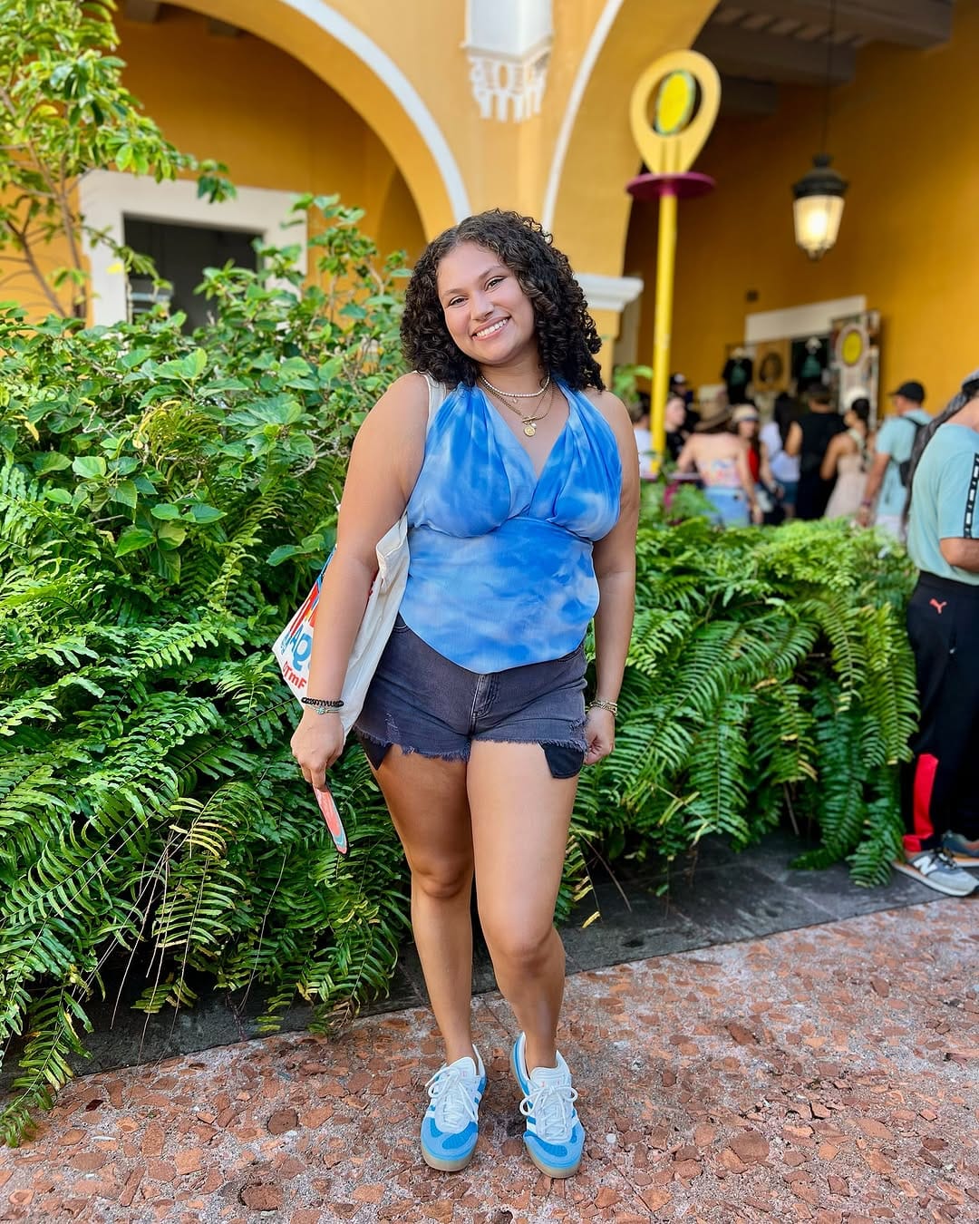 Post 10 by Tu favorita: Empowering | Versatile | Inclusive Fashion Brand on Instagram (carousel)