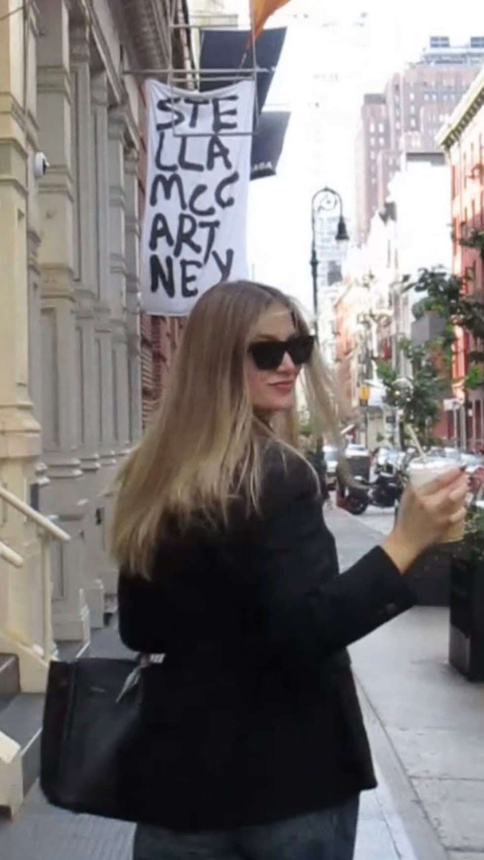 Post 6 by DRAGANA on Instagram (video)