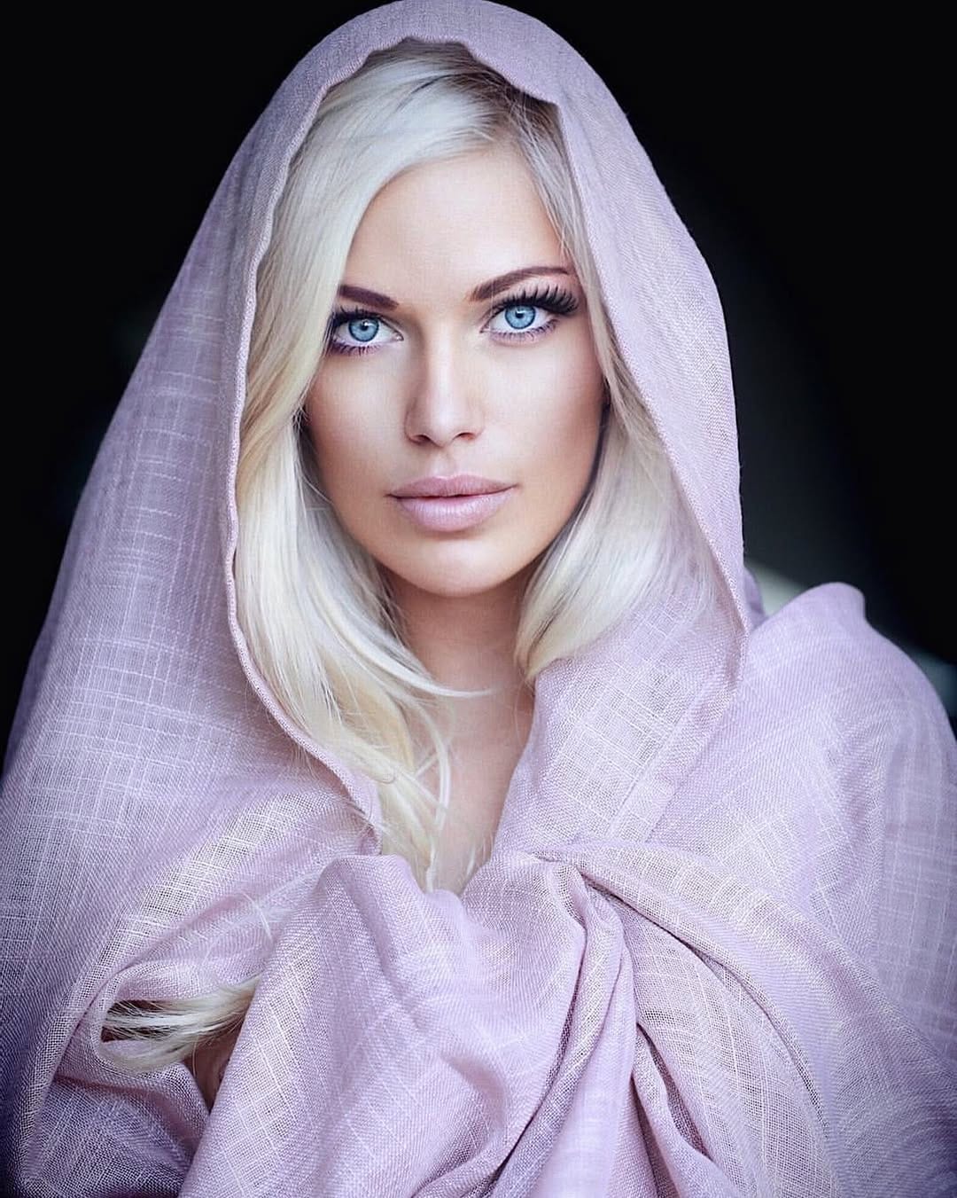 Post 9 by Bella 👸🏼 on Instagram (image)