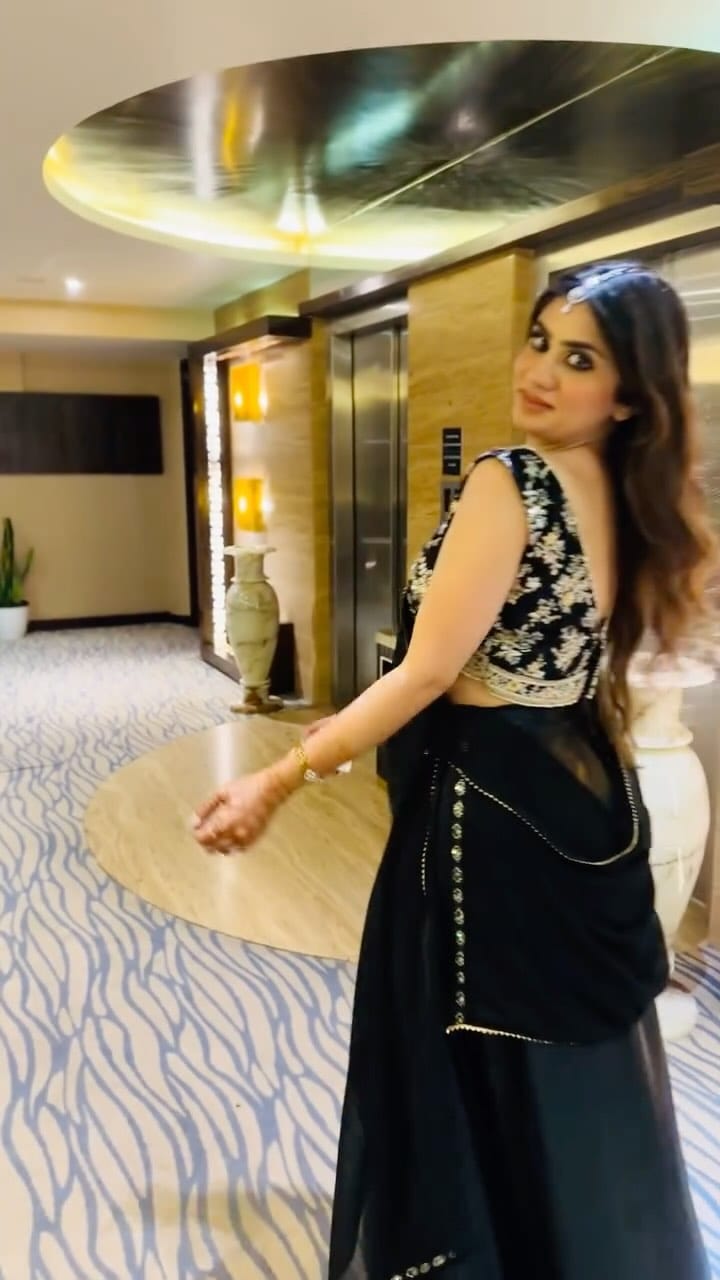 Post 10 by Sapna Bindra on Instagram (video)