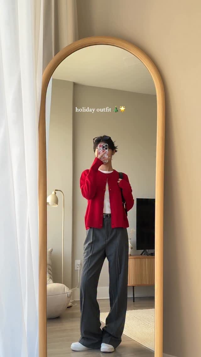 Post 7 by Emily ᵕ̈ on Instagram (video)