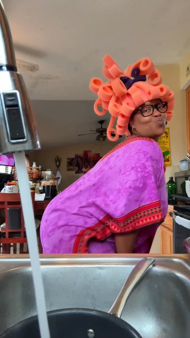 Post 6 by Prianna || PlusSize Creator on Instagram (video)