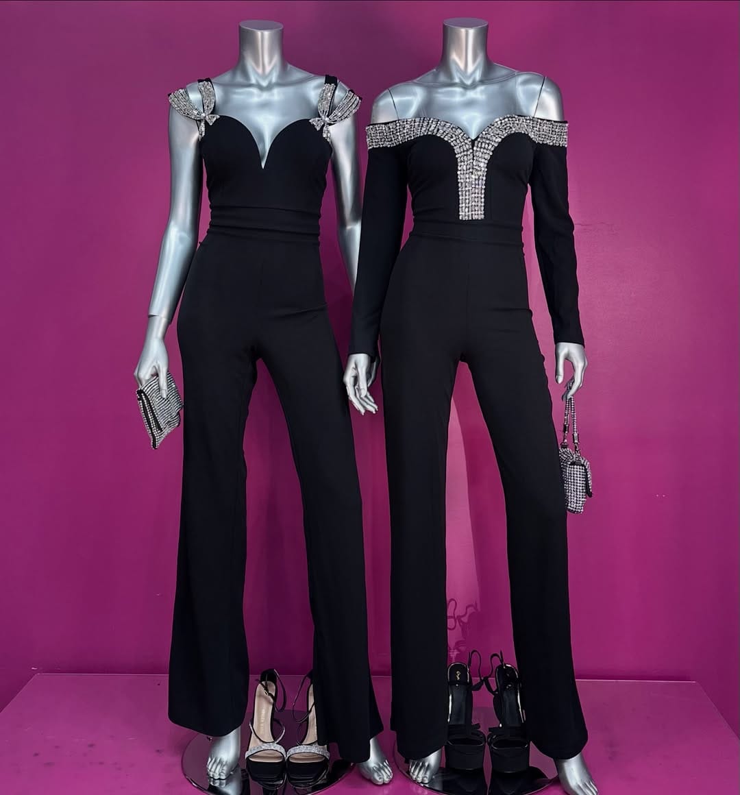 Post 3 by @f i u s h a FASHION on Instagram (carousel)