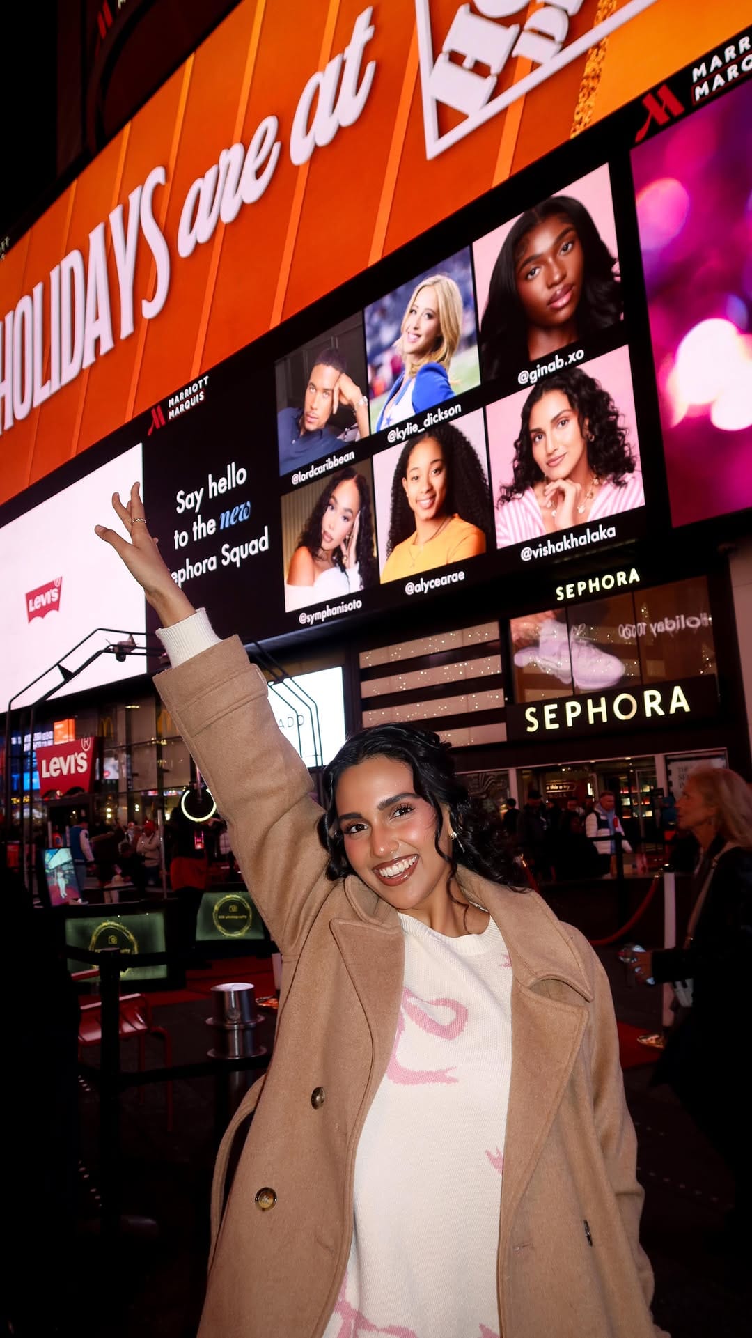 Post 10 by Vishakha Holsambre on Instagram (video)