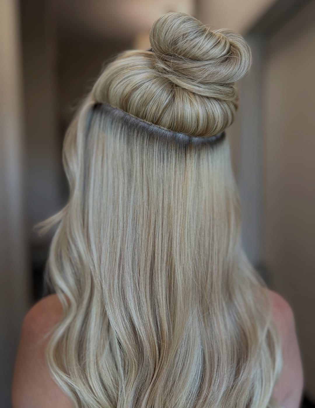 Post 2 by MICAELA HAIR | ORLANDO EXTENSION ARTIST on Instagram (image)