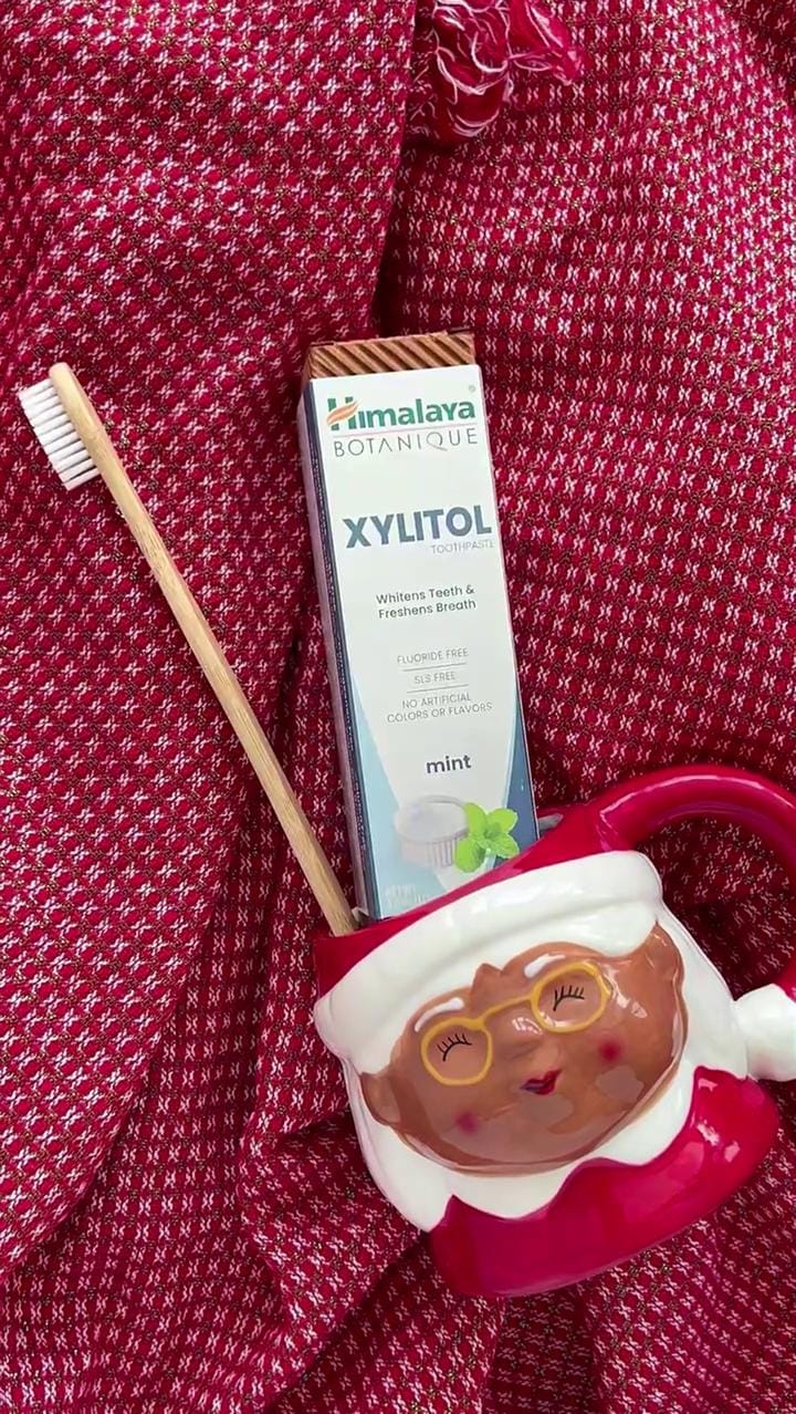 Post 8 by Himalaya USA on Instagram (video)