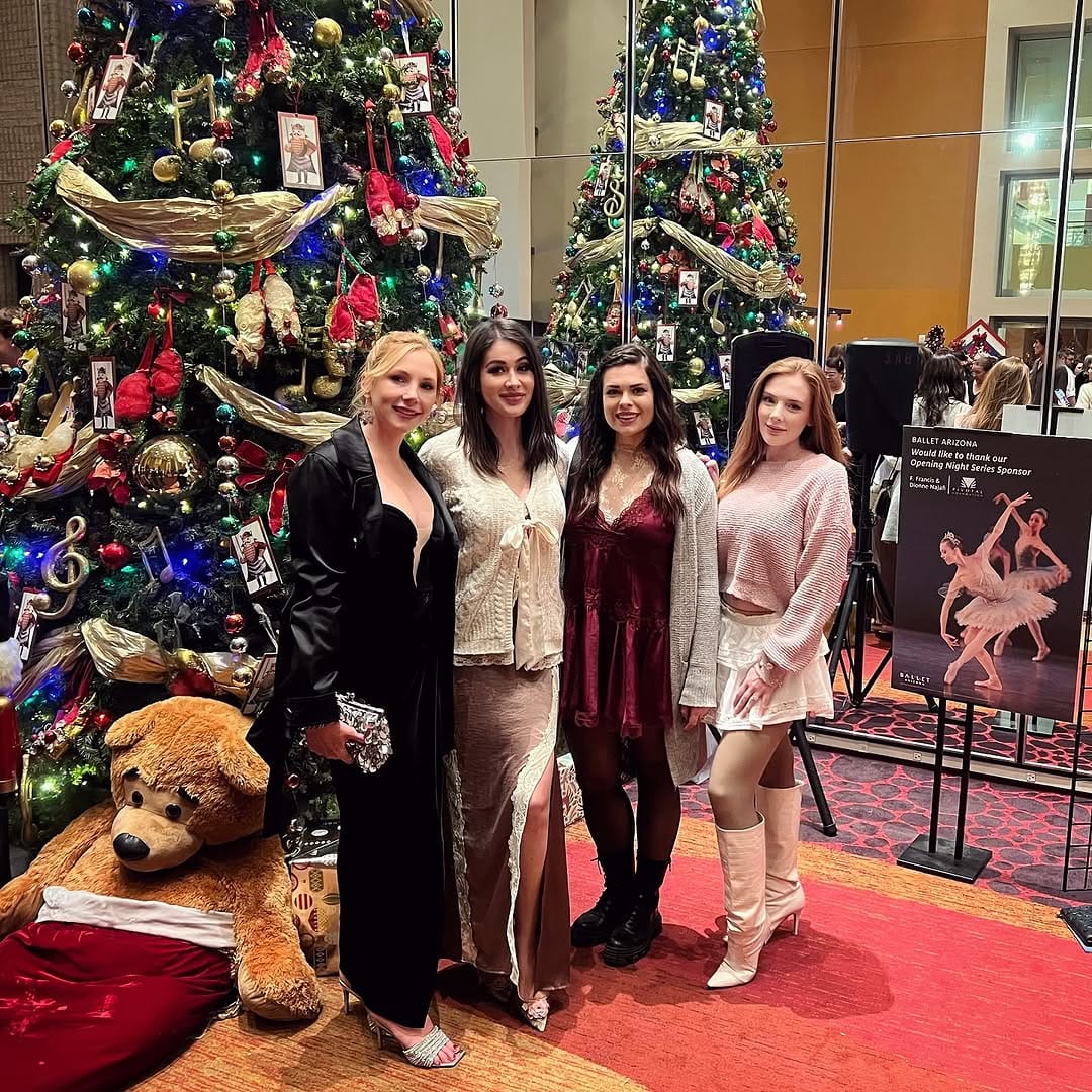 Post 4 by 𝓙𝓪𝓷𝓮𝓼𝓼𝓪 𝓢𝓽𝓮𝓵𝓵𝓪 𝓡𝓸𝓼𝓪𝓵𝓮𝓼 (𝓡𝓾𝓯) on Instagram (carousel)