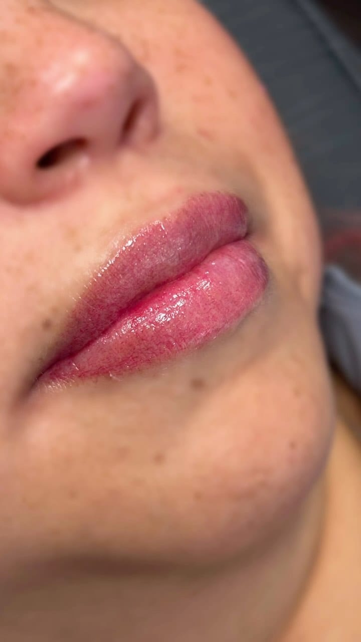 Post 1 by Monica Enriquez on Instagram (video)