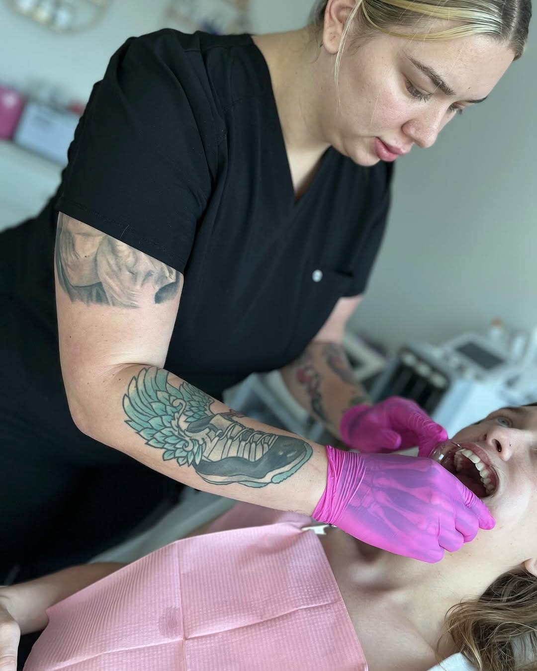 Post 6 by Houston’s #1 Body Sculpting on Instagram (carousel)