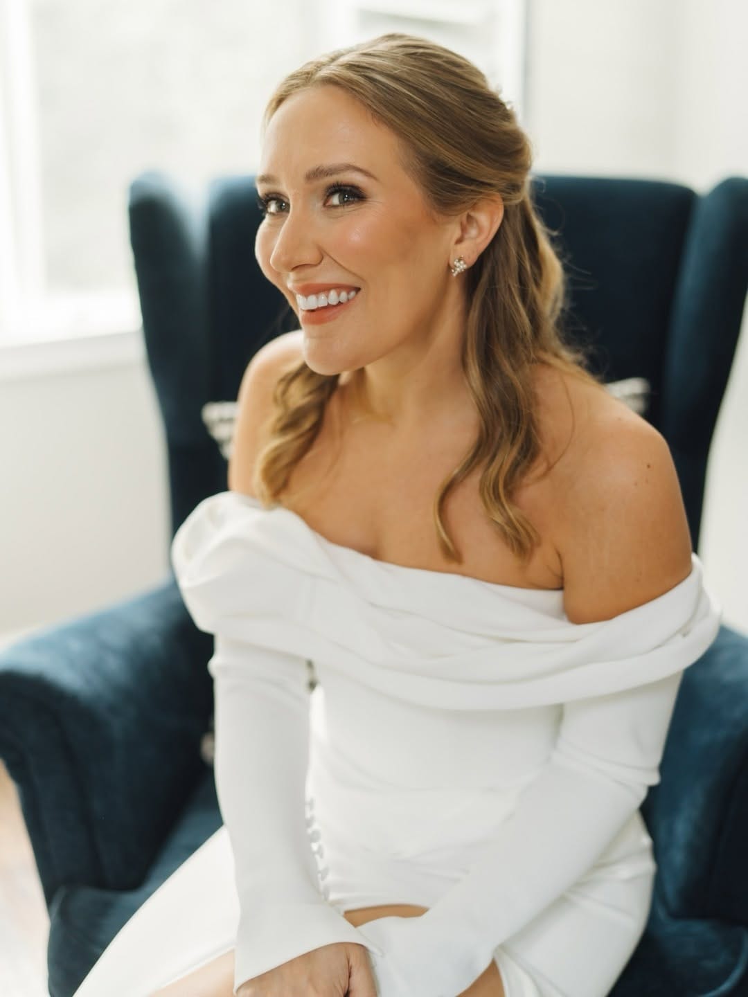 Post 4 by Los Angeles Bridal Makeup Artist + Hair Styist on Instagram (carousel)
