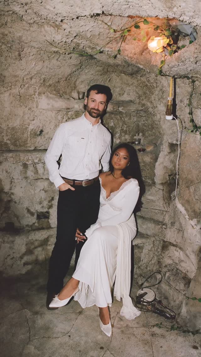 Post 1 by Los Angeles Bridal Makeup Artist + Hair Styist on Instagram (video)