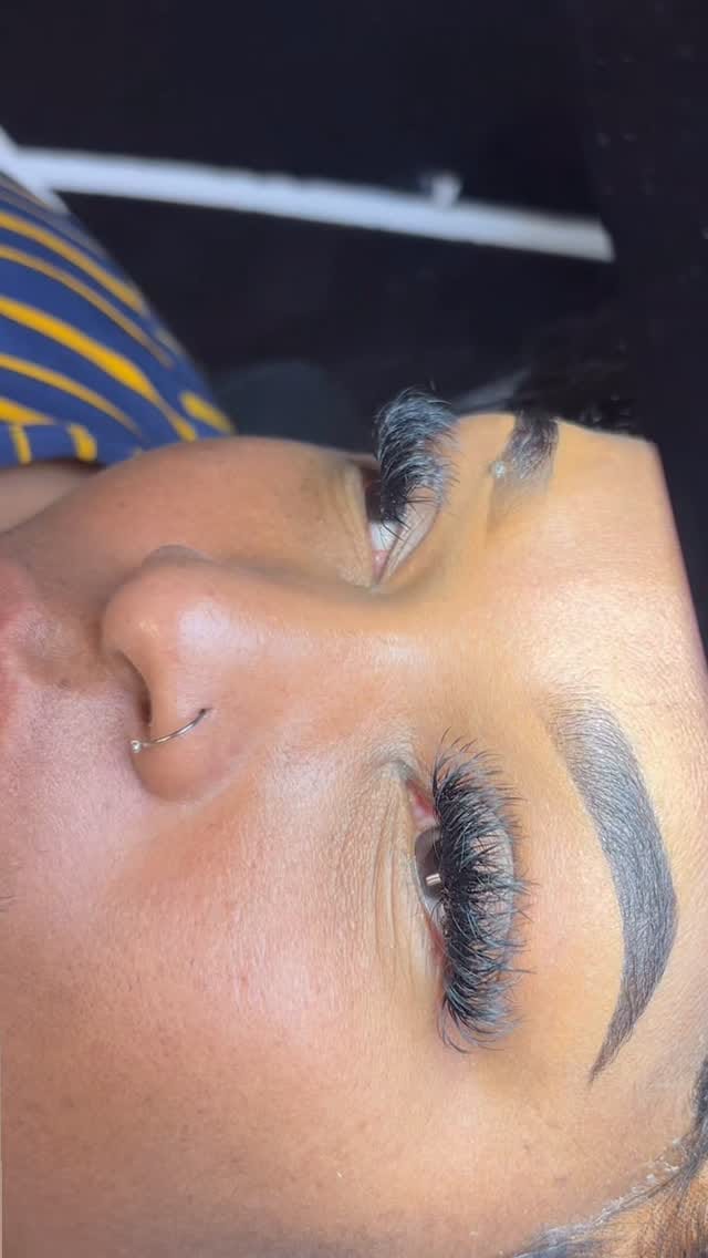 Post 6 by Hey it’s Crystal your fav PMU artist on Instagram (video)