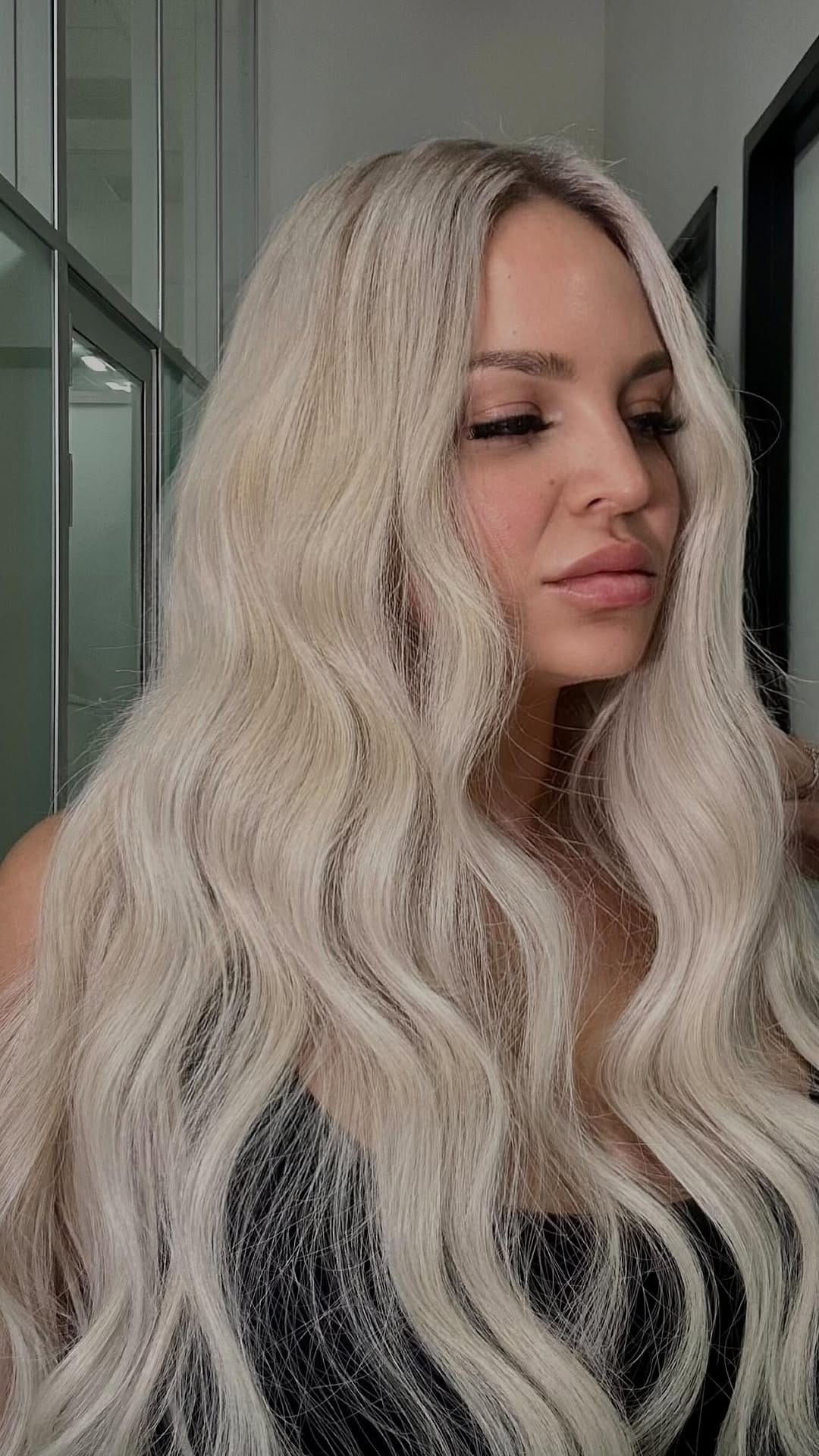 Post 1 by Healthy Hair | Perfect Color | Natural Extensions on Instagram (video)