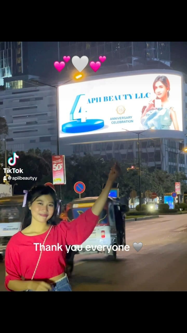 Post 9 by Apiibeauty on Instagram (video)