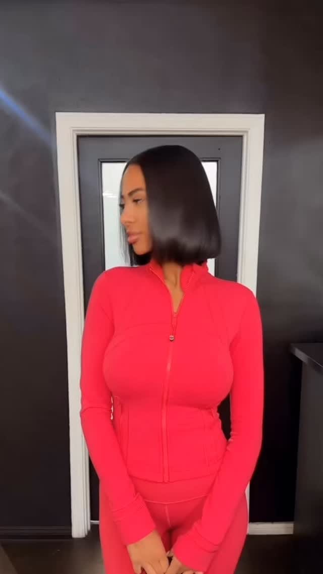 Post 2 by LA Hairstylist on Instagram (video)